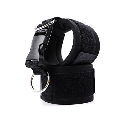 OHMAMA FETISH - NEOPRENE HOOK AND WRIST FIXING