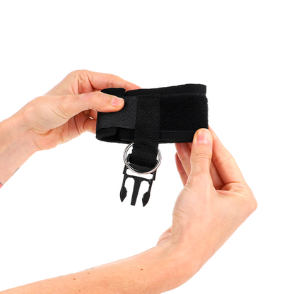 KINK - SUJECIONES DE MUÑECA DE NEOPRENO CON VELCRO NEGRAS AJUSTABLES 22-34 CM