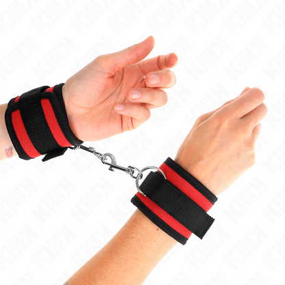 KINK - SUJECIONES DE MUÑECA NYLON BIND HOOK&LOOP ROJO-NEGRO MODELO 2 AJUSTABLE 18-35 CM X 6 CM