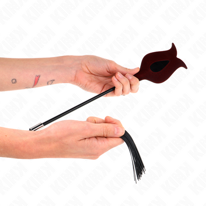 KINK - LÁTIGO CON BORLA DE SILICONA EN FORMA DE ROSA 45 CM