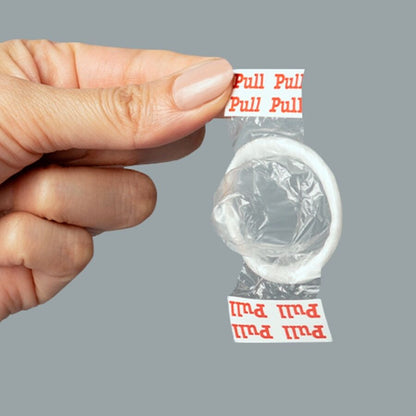 UNIQ - PULL SEM LÁTEX PRESERVATIVOS COM TIRAS 3 UNIDADES