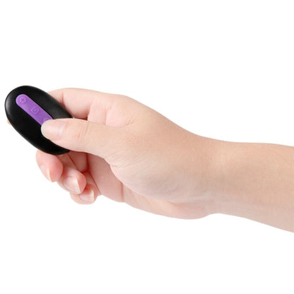 SHEQU - ESTIMULADOR DE DILDO E CLITÓRIS JULIAN COM VIBRAÇÃO E CONTROLE REMOTO 16 CM