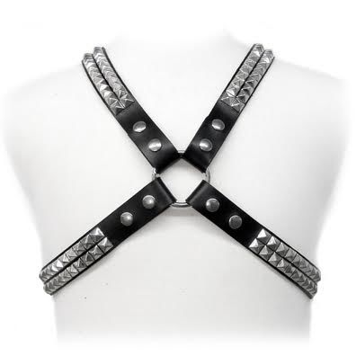 Leather Body - Pyramid Pin Harness